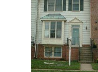 21828 Leatherleaf Ct, Sterling, VA 20164