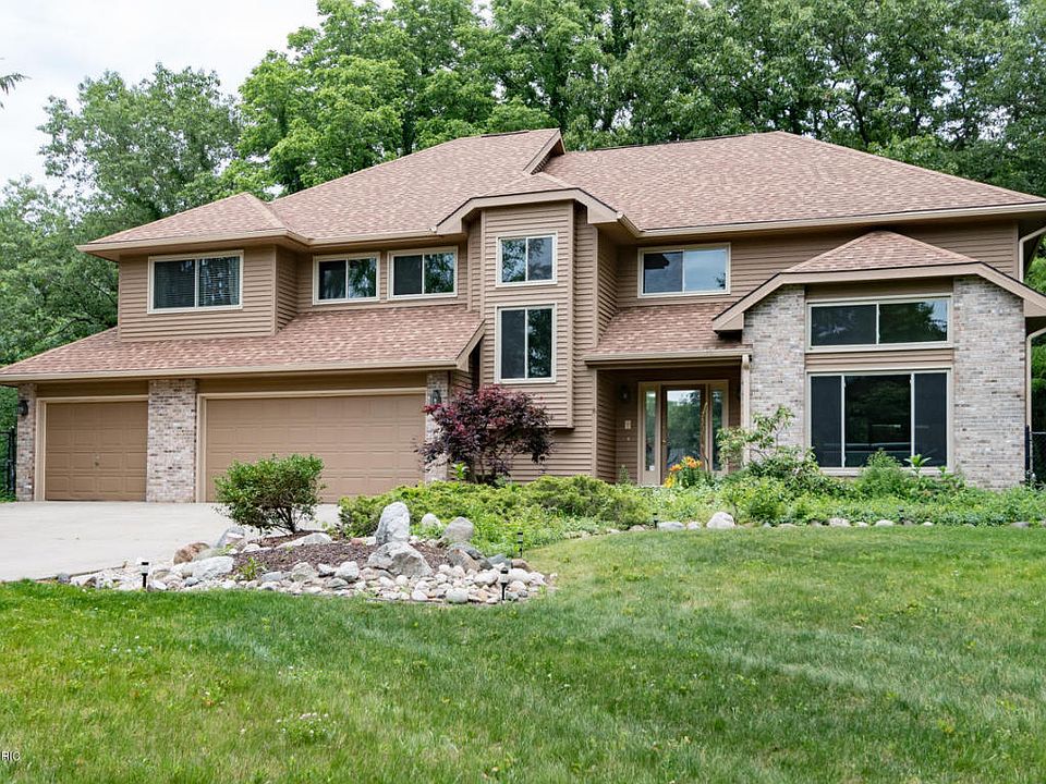 1st image of 2598 Ramblewood Dr