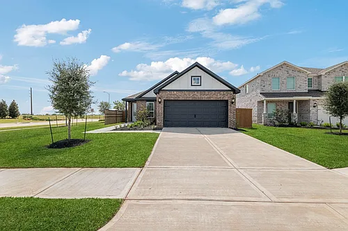 1035 Rosewood Trl Photo 1