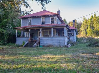 39205 Jasper Lowell Rd, Fall Creek, OR 97438