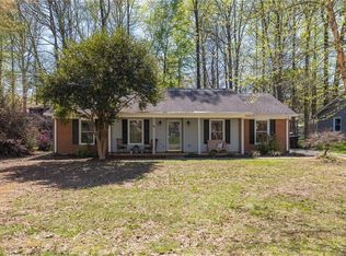 1108 Eagle Rd, Greensboro, NC 27407