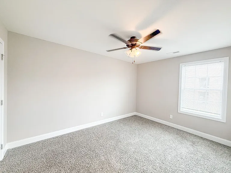 796 Lillian Grace Dr — Photo 10