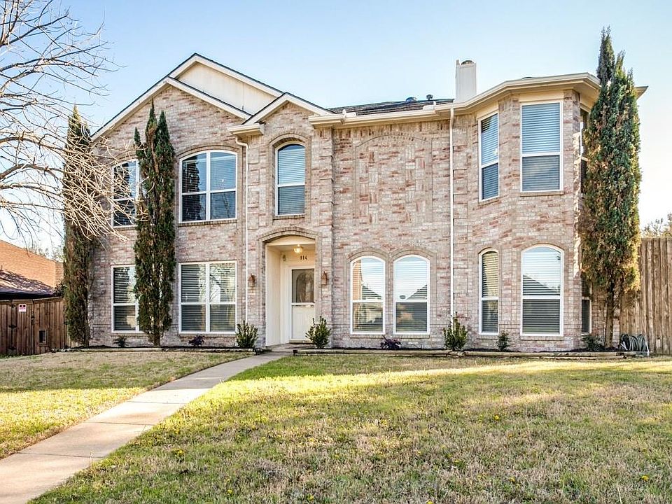 1st image of 814 Forest Edge Ln