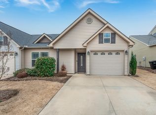 320 Aniken Cir, Boiling Springs, SC 29316