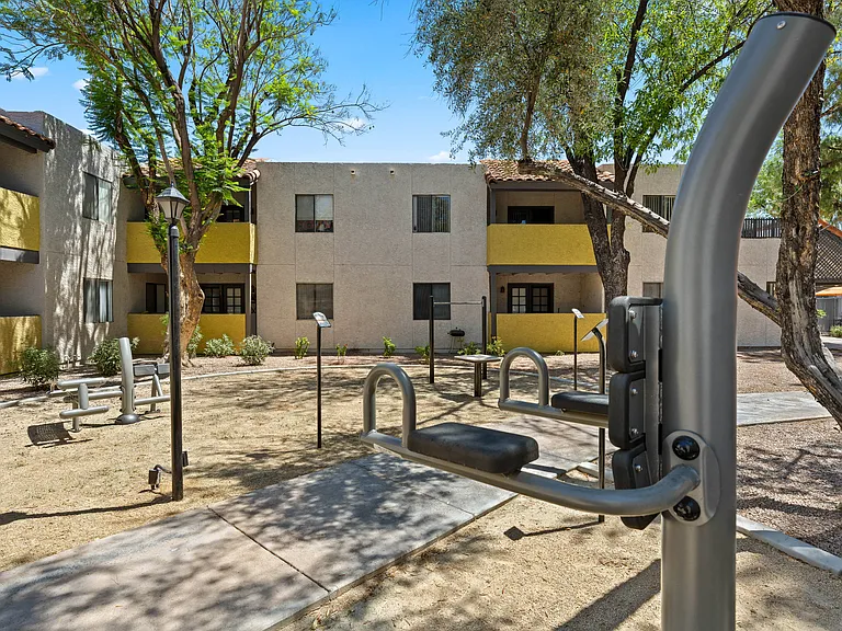 Villatree Apartments — Photo 21