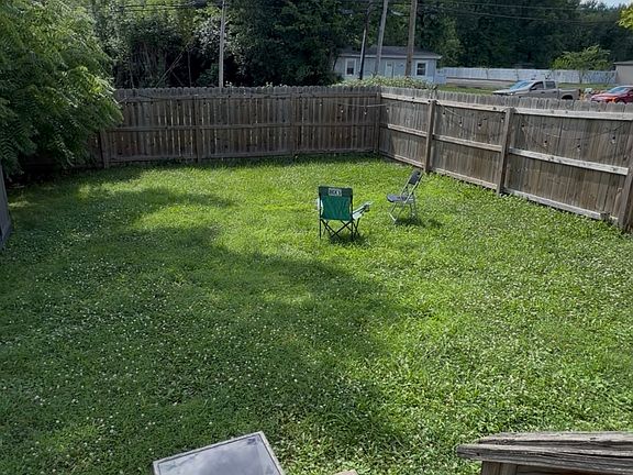 2nd image of 6302 Cottage Field Cir