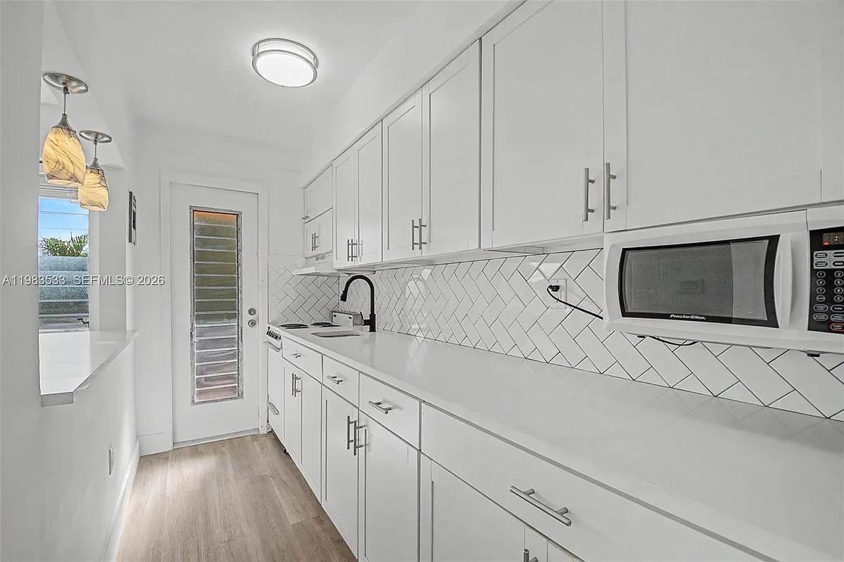 Photo 2 of 18 - 60 NW 79th St #10 - Miami, FL Building Photo - 60 NW 79th St #10