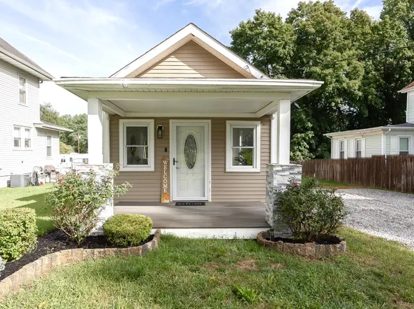 8 Columbia Ave, Newfield, NJ 08344