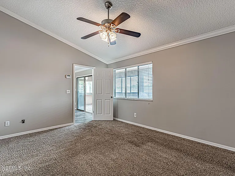 1909 University Blvd S #503 — Photo 17