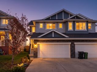 3885 Robins Cres NW, Edmonton, AB T5S 0M8