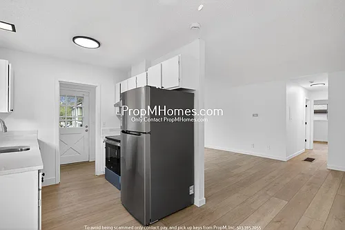 6056 SW Valley Ave Photo 1