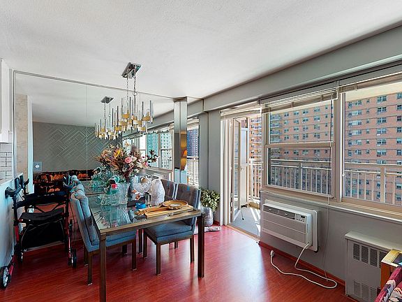5th image of 448 Neptune Ave Unit 9F
