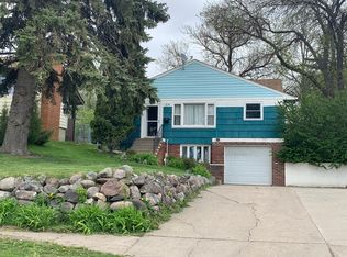 314 10th Ave NE, Jamestown, ND 58401