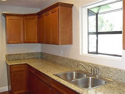 4th image of 6704 Almond Ave