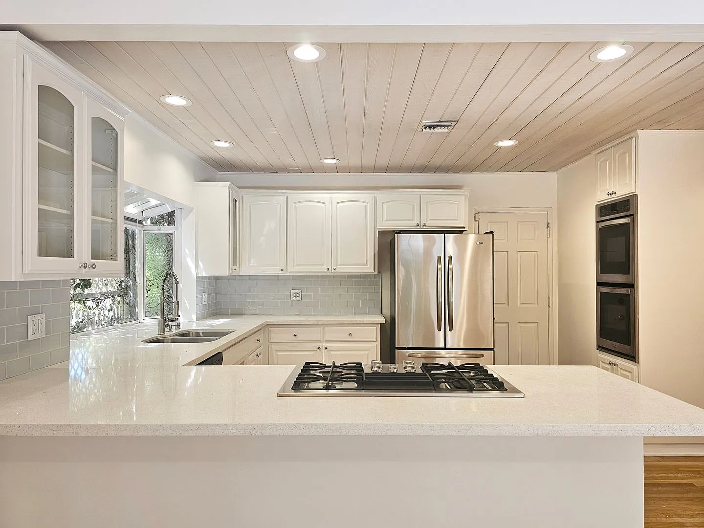 Charming 3BR/2BA in Encino — Photo 4