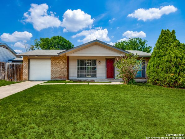 9415 Quicksilver, San Antonio, TX 78245