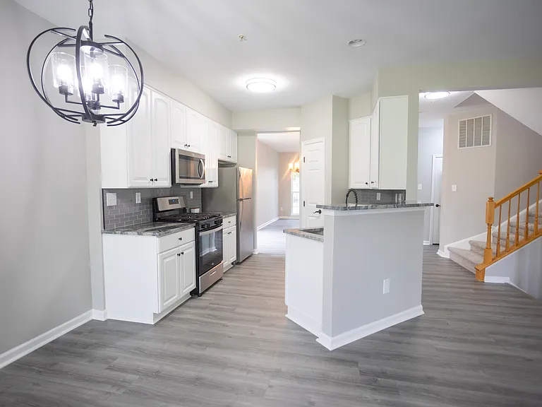 556 Mockingbird Way — Photo 18