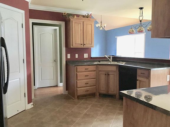 5th image of 3754 Rockdale Fellowship Rd