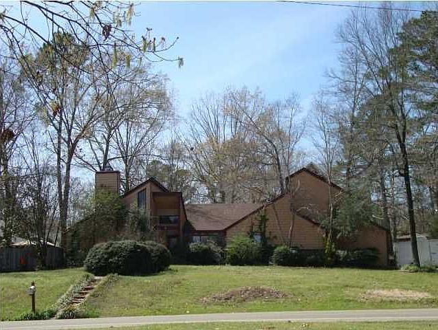 1st image of 426 Bradford Dr