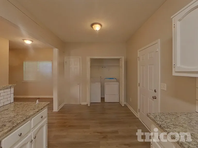 523 Seven Bark Ct — Photo 5