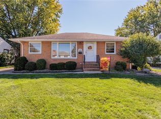 11815 Glamer Dr, Parma, OH