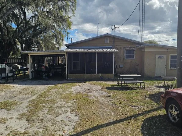 2230 4th St, Mulberry, FL 33860