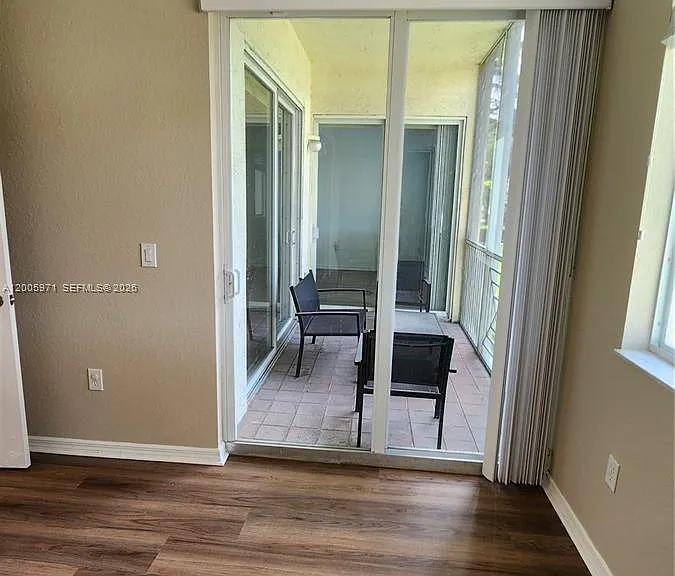 3600 Oaks Clubhouse Dr #206 — Photo 33