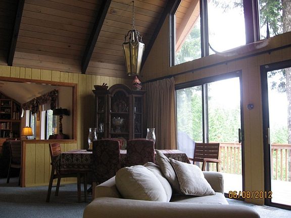 4th image of 83 N Canal View Ct