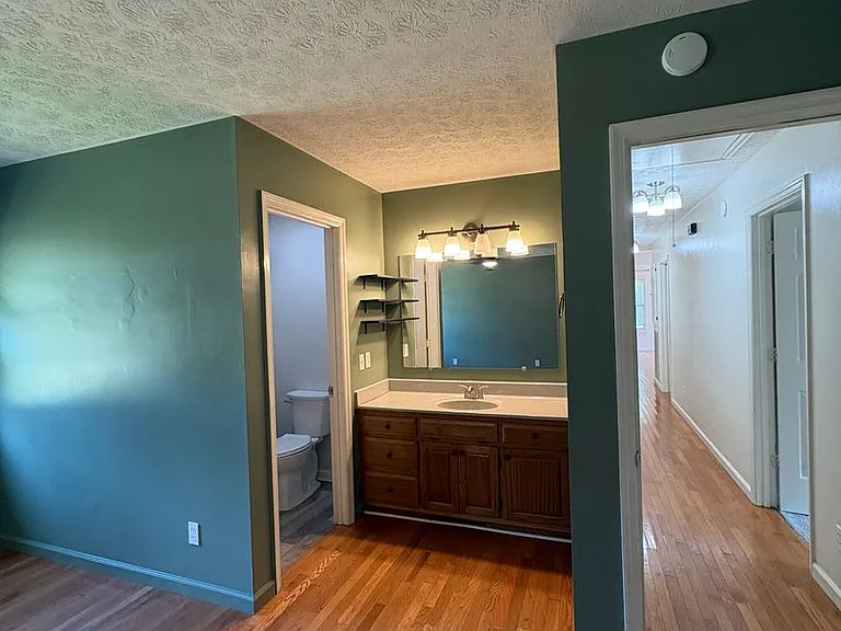 671 Circle Dr — Photo 22