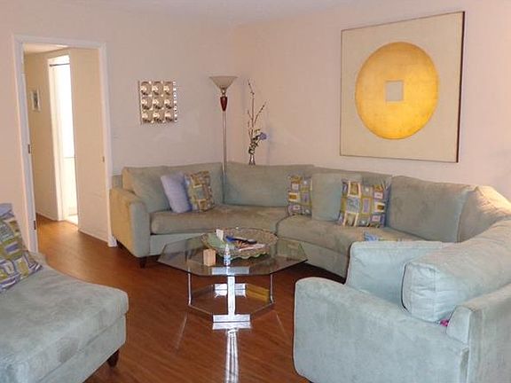 2nd image of 5095 Bay St NE APT 108