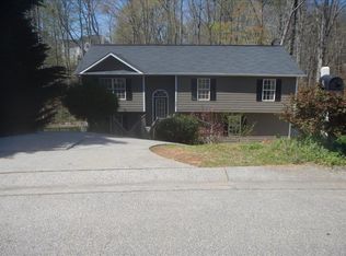 3286 Willow Ridge Cir SW, Gainesville, GA 30504