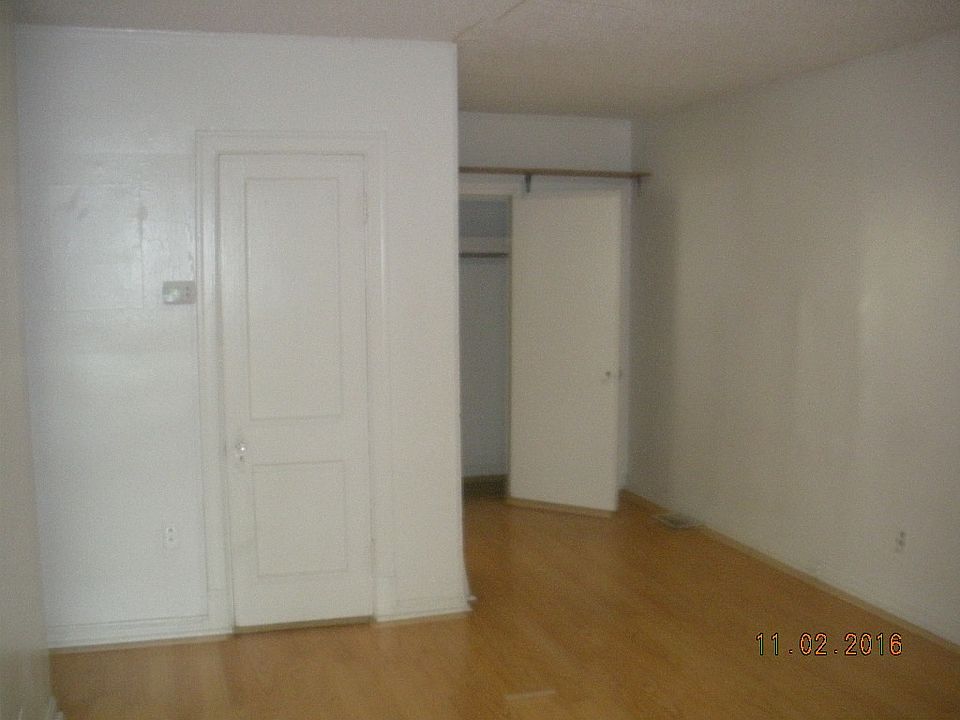 2nd image of 1605 Jackson Ave