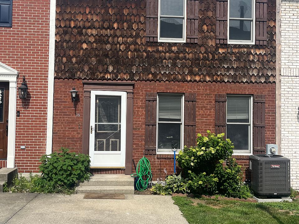 1st image of 35 Olde House Ln #35