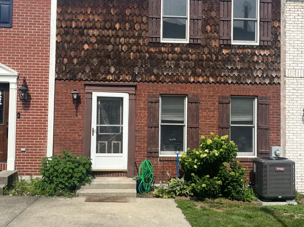 35 Olde House Ln #35, Morgantown, WV 26505