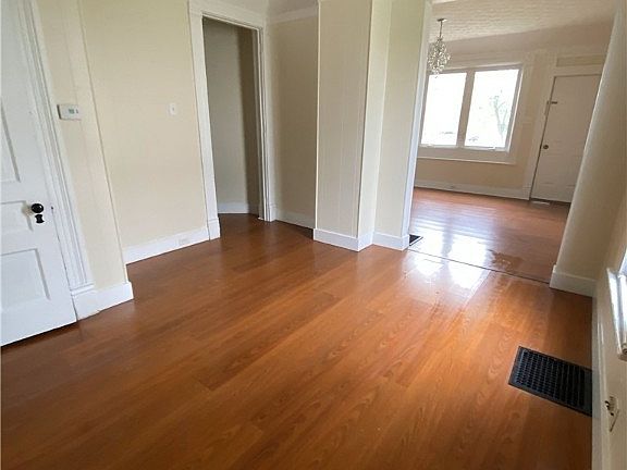 3rd image of 545 Harrison Ave