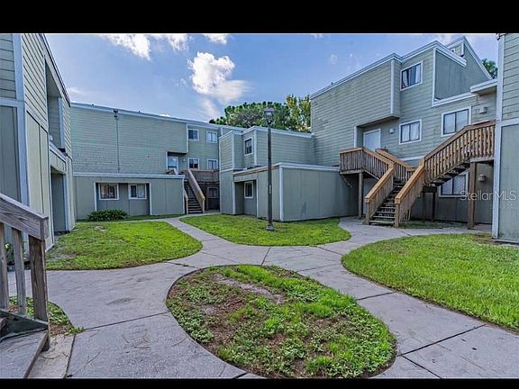2nd image of 174 Scottsdale Sq #174