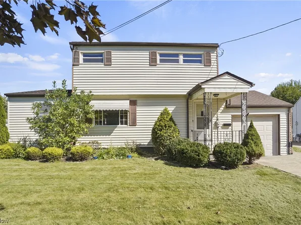 2323 13th St, Cuyahoga Falls, OH 44223