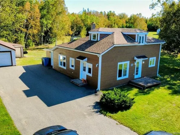 Des Acadiens, Bertrand, NB E1W 1G1