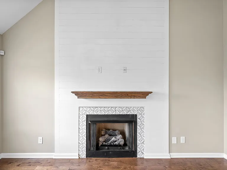 358 Wingfield Dr — Photo 7