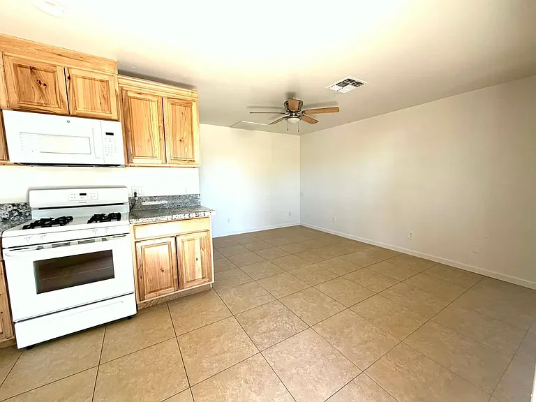 15841 N Sunny Ln #1 — Photo 8