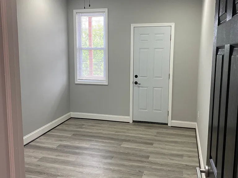 1211 Poplar Grove St — Photo 3