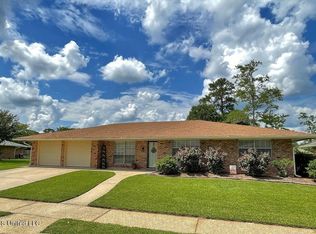 713 Briarwood Dr, Long Beach, MS 39560