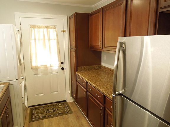 4th image of 1006 Thalia St