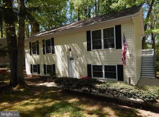 4 Norman Ct, Fredericksburg, VA 22407