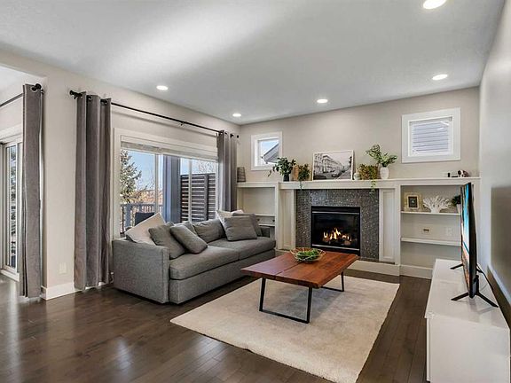 3rd image of 135 S Copperleaf Cres SE