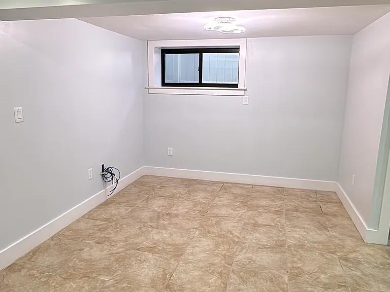 119-45 Sutphin Blvd #B — Photo 16