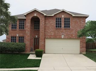 8408 Shining Waters Ln, Arlington, TX 76002