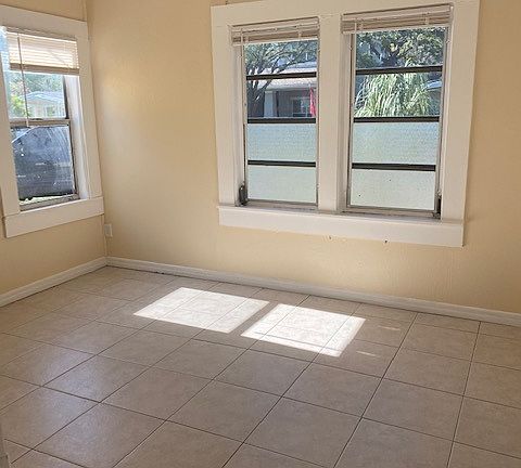 5th image of 2911 Tyson St