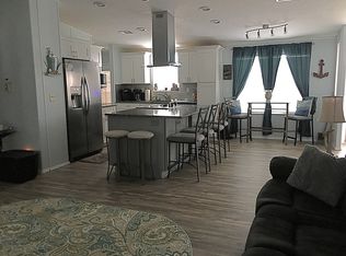 2019 Bayou Dr S, Ruskin, FL 33570