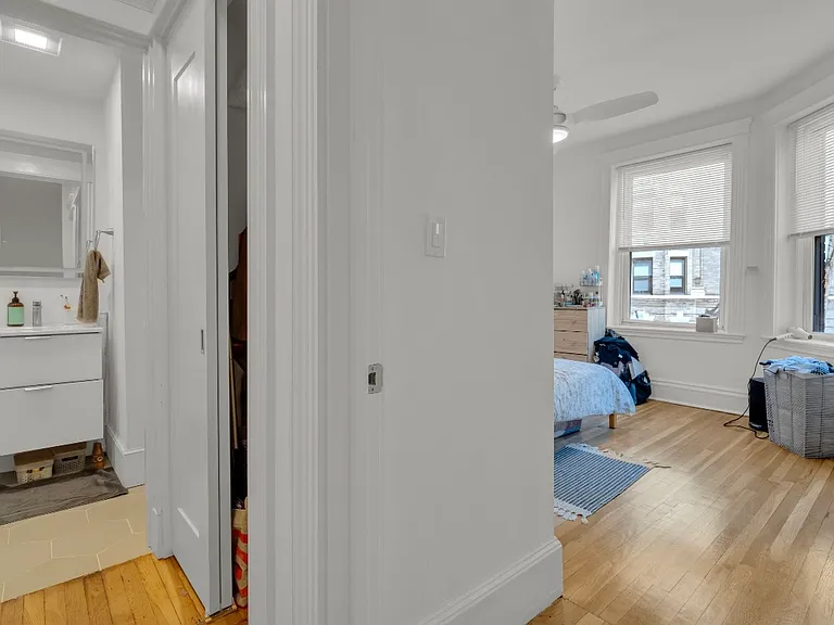 1020 Commonwealth Ave #201 — Photo 8